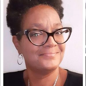 Meet your Posher, Toya